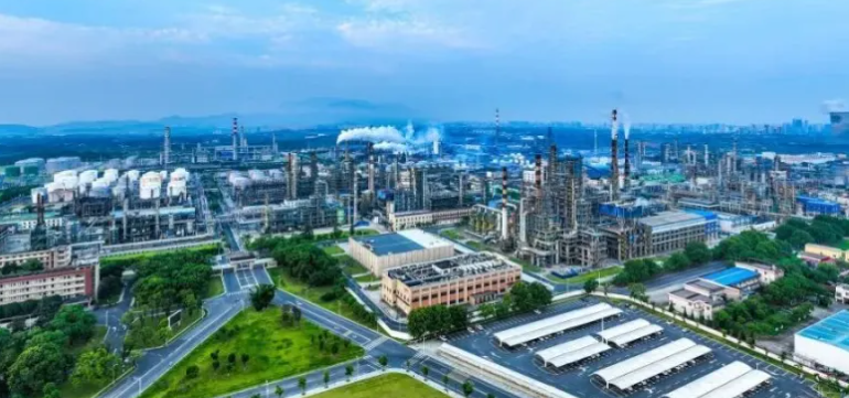 2025年家装建材行业新规对工程材料采购的影响分析
